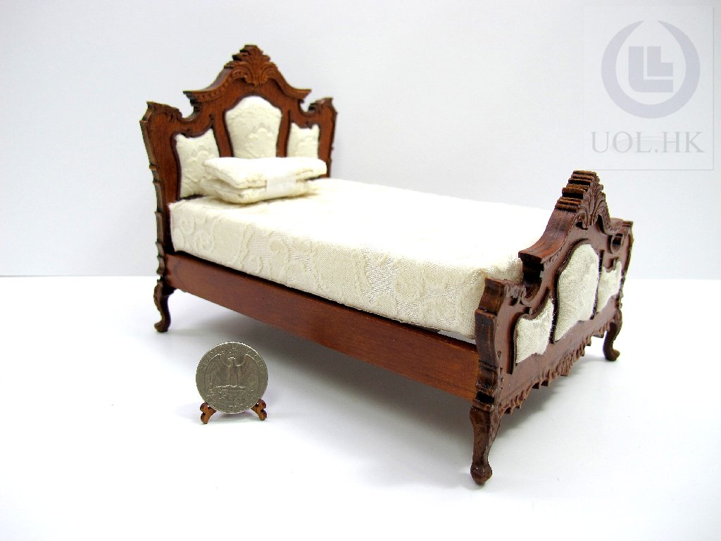 Miniature 1/12th Scale Chambre De Luld Bed