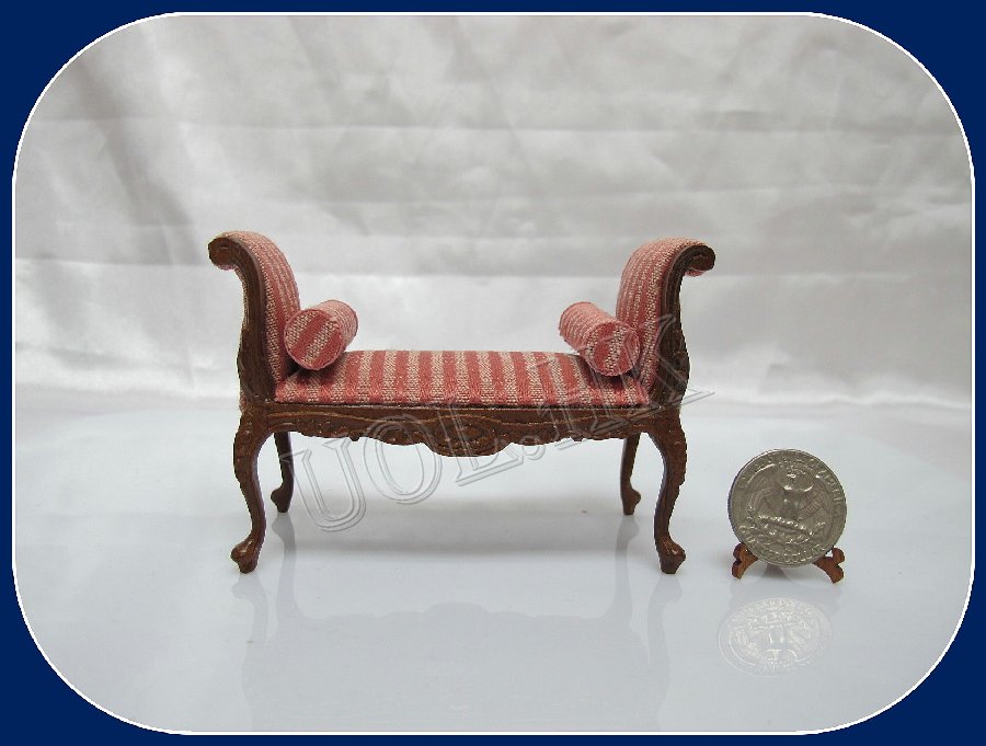 1:12 Scale Of Doll House Bench